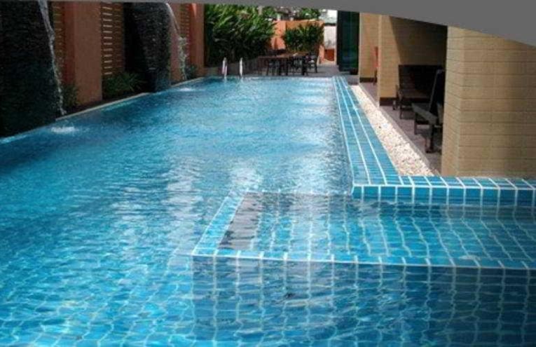 Swimming pools - 1