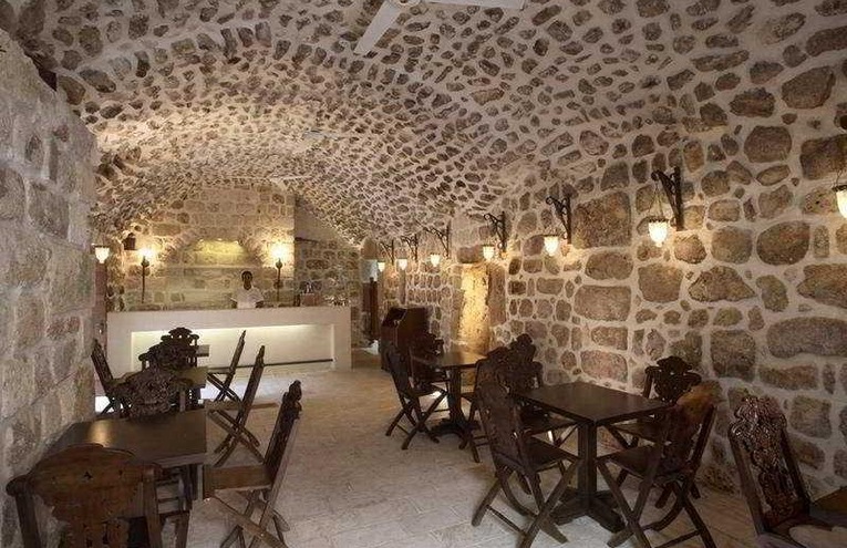 Restaurants - 1