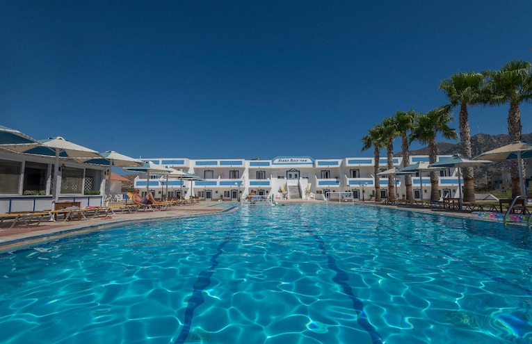 Swimming pools - 1