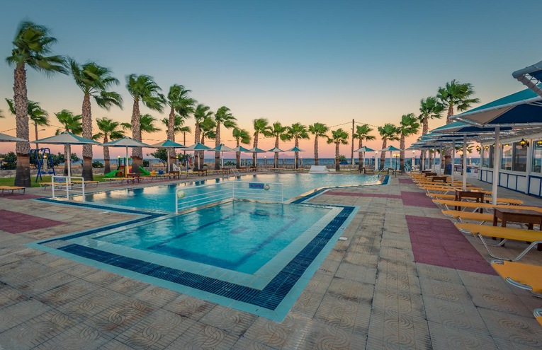 Swimming pools - 3