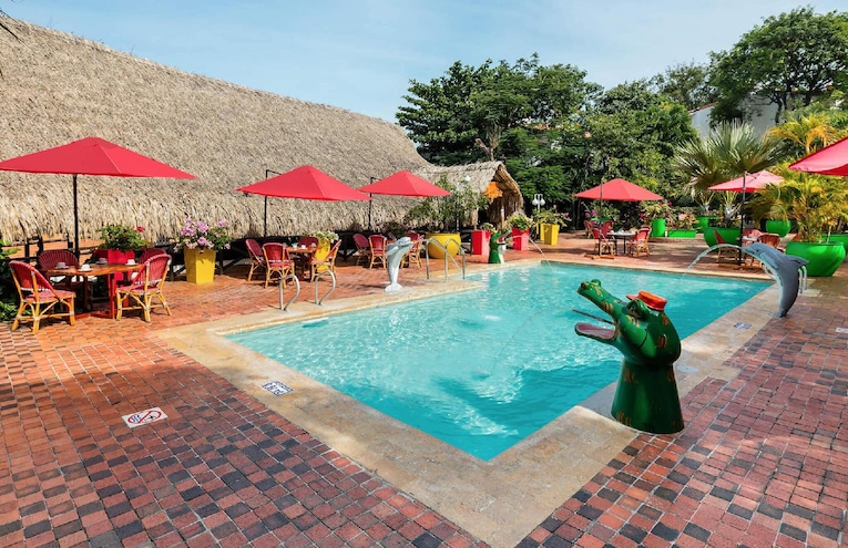 Swimming pools - 1