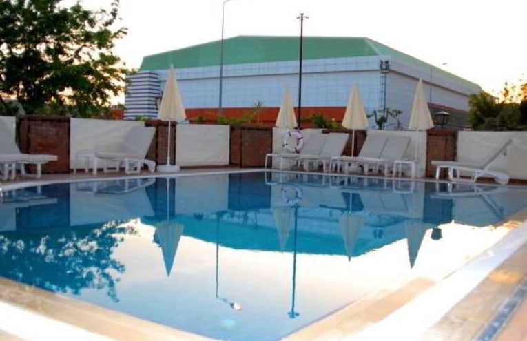 Swimming pools - 1