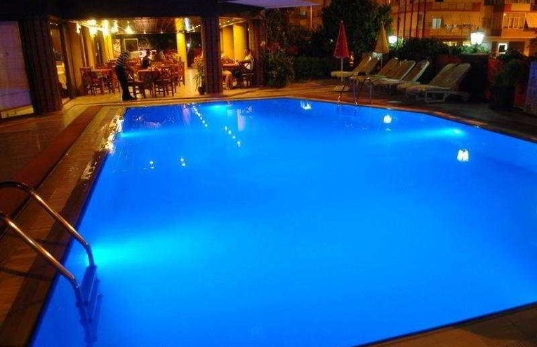 Swimming pools - 3
