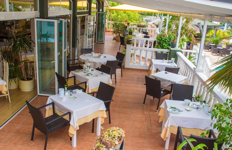 Restaurants - 4