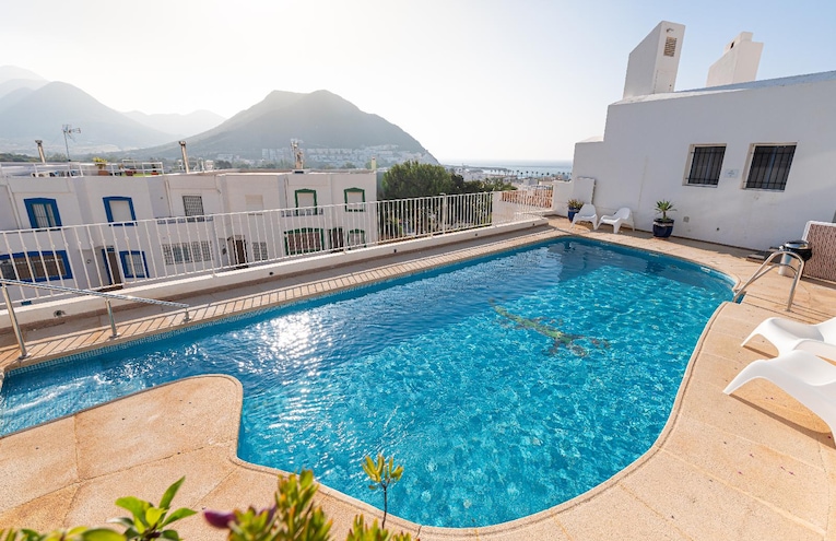 Swimming pools - 1