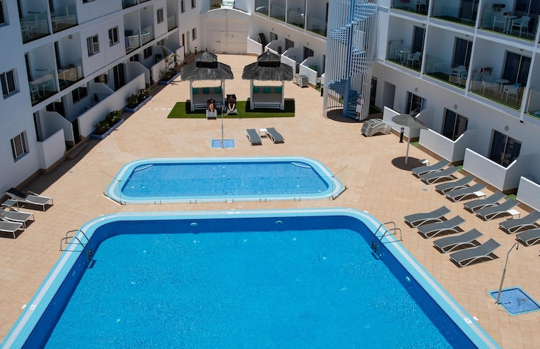 Swimming pools - 3