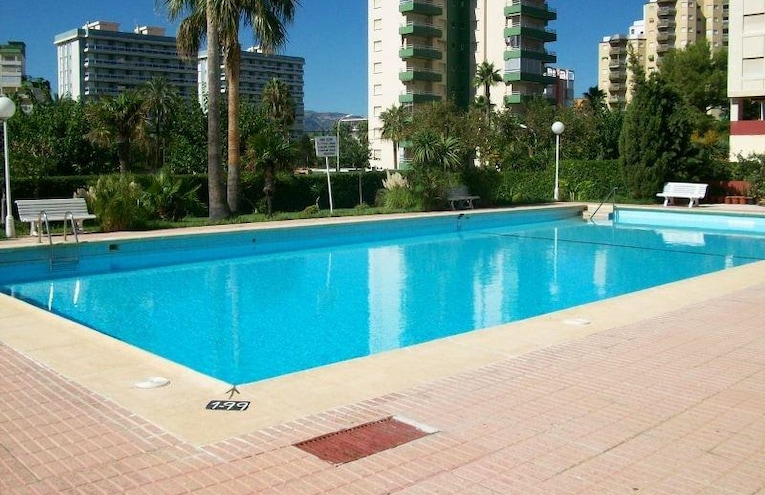 Swimming pools - 1