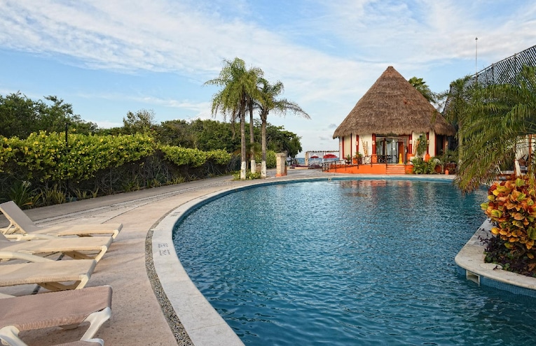Swimming pools - 1