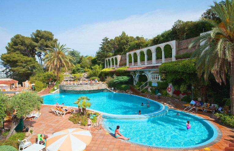Swimming pools - 1