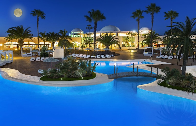 Swimming pools - 1