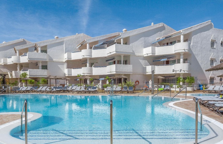 Swimming pools - 4
