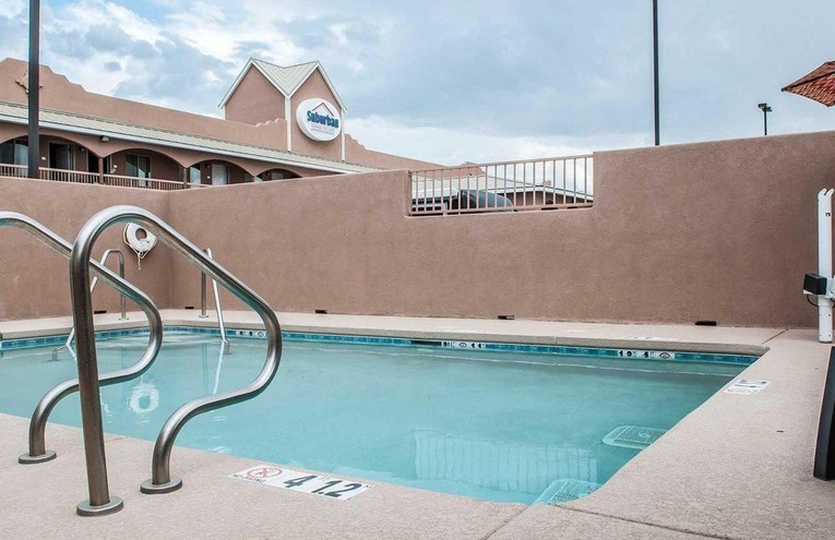 Swimming pools - 1