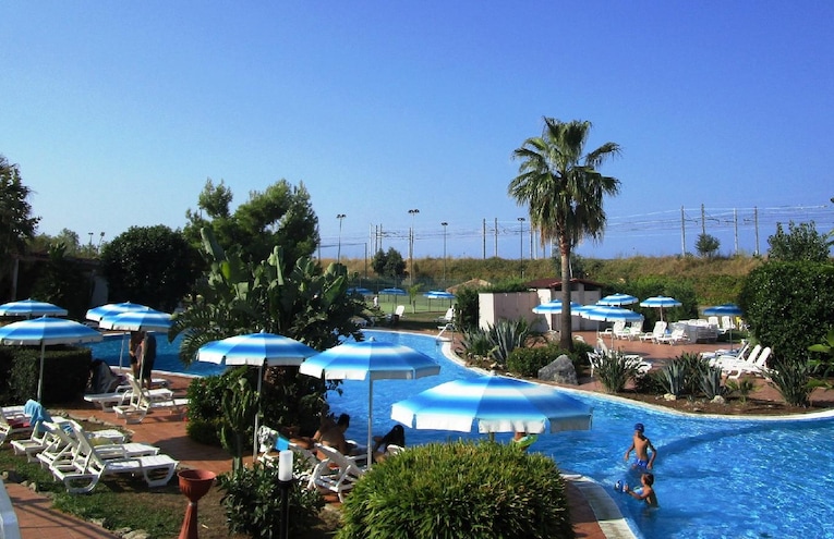 Swimming pools - 2