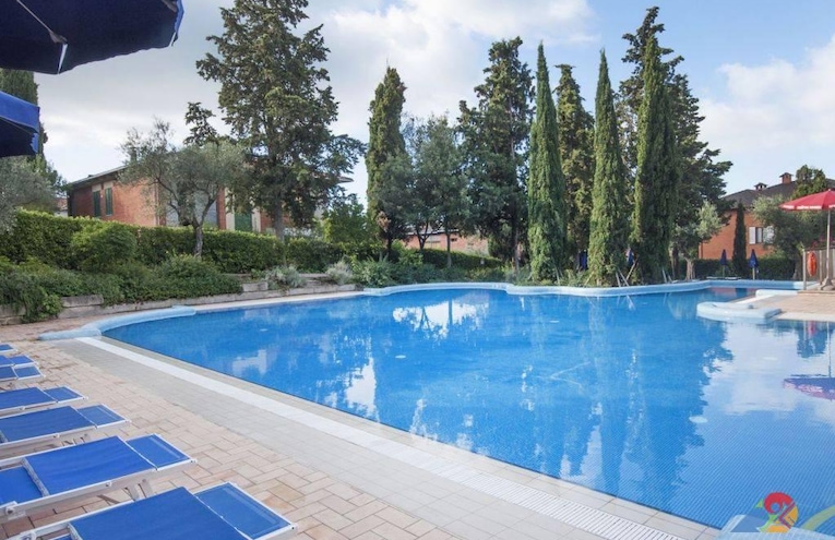 Swimming pools - 2