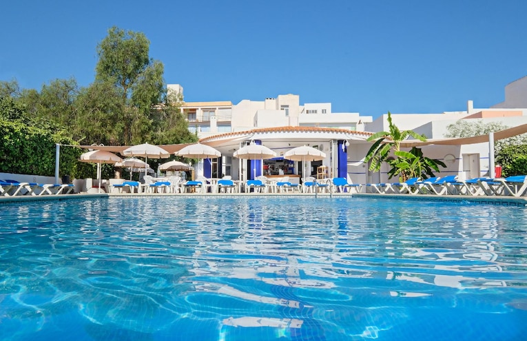 Swimming pools - 2