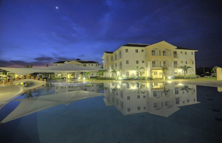 Swimming pools - 1