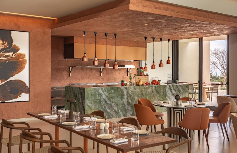 Restaurants - 4