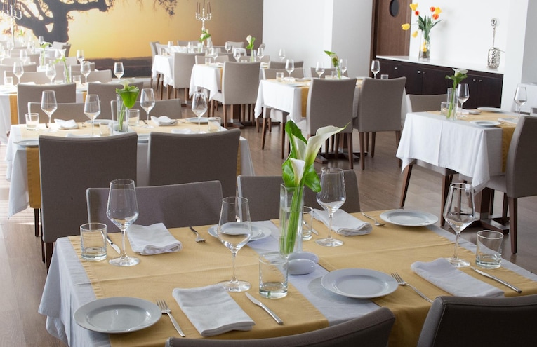 Restaurants - 1