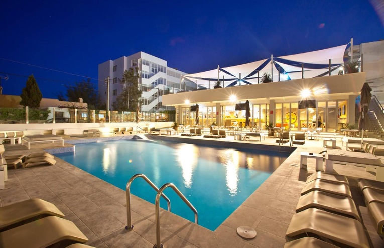 Swimming pools - 4