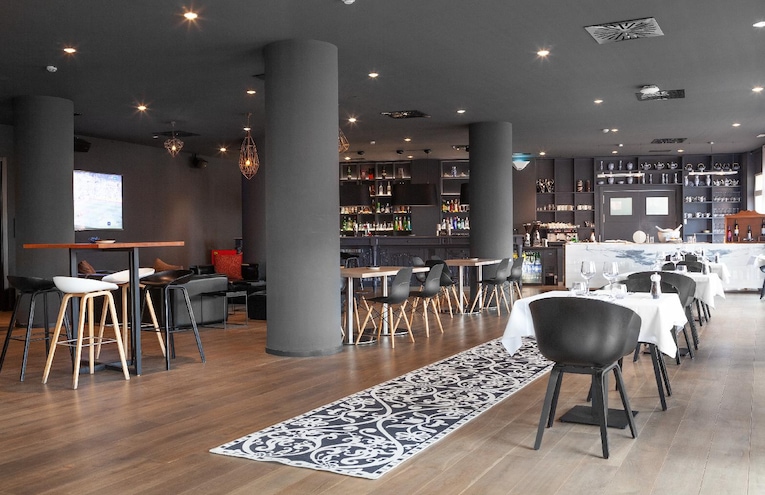 Restaurants - 3