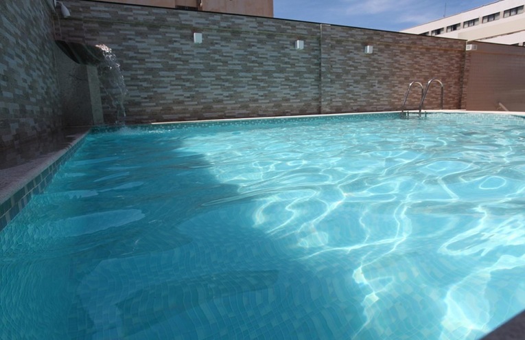 Swimming pools - 1