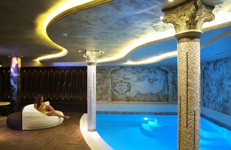 Swimming pools - 1