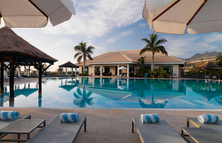 Swimming pools - 1