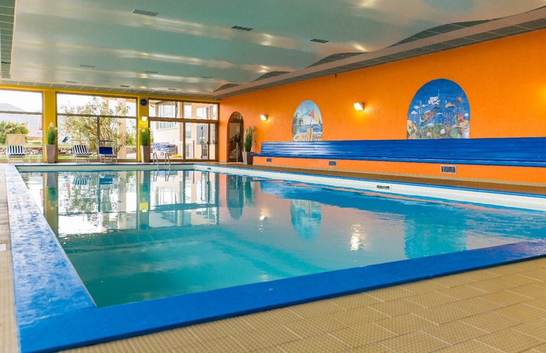 Swimming pools - 1