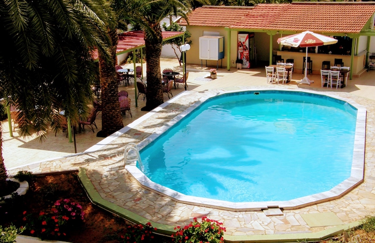 Swimming pools - 1