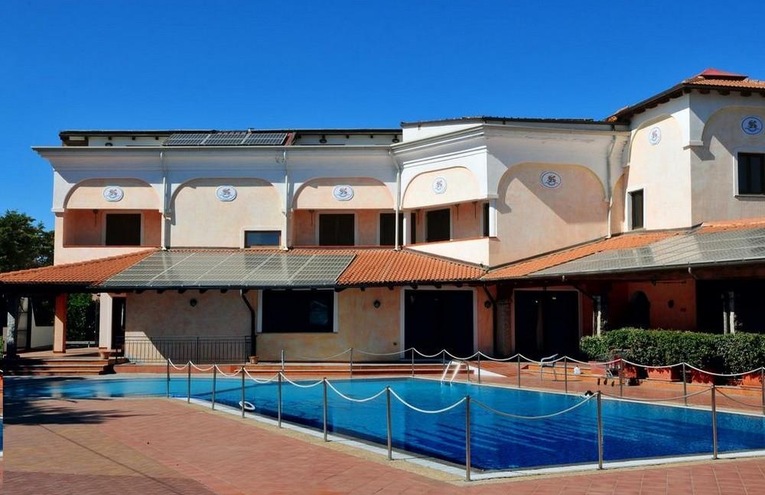 Swimming pools - 3