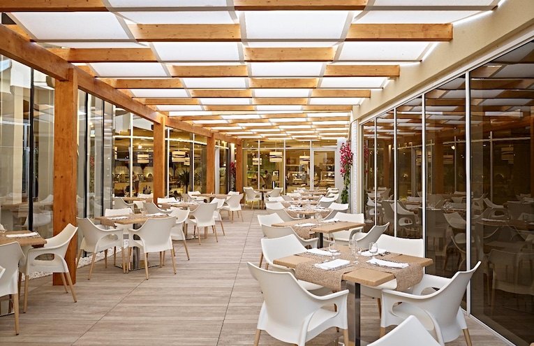 Restaurants - 4