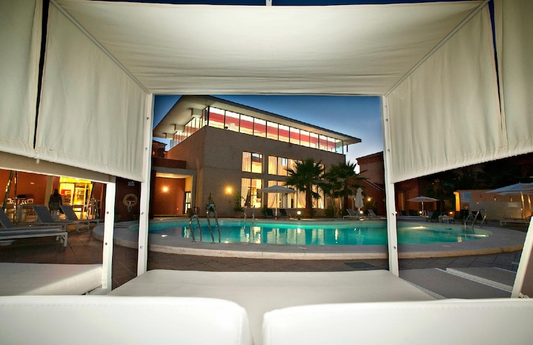 Swimming pools - 7