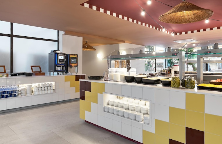 Restaurants - 6