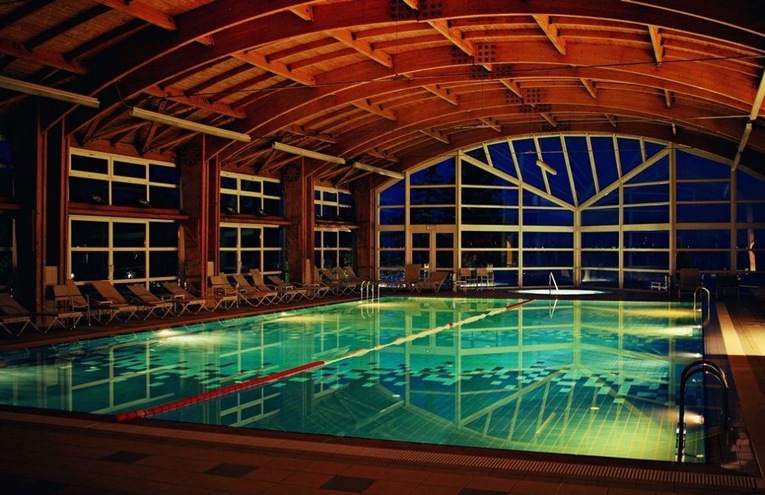 Swimming pools - 1