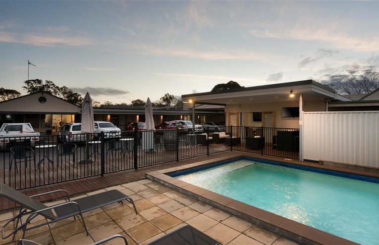 Swimming pools - 1