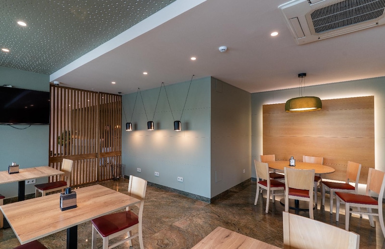 Restaurants - 5
