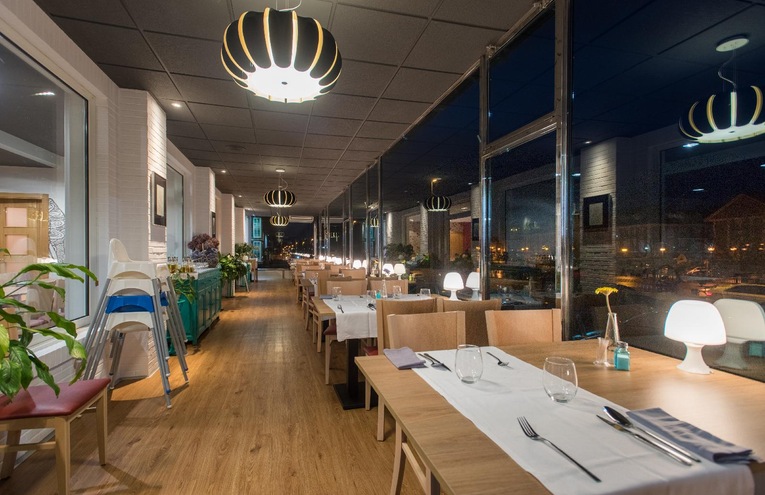 Restaurants - 6