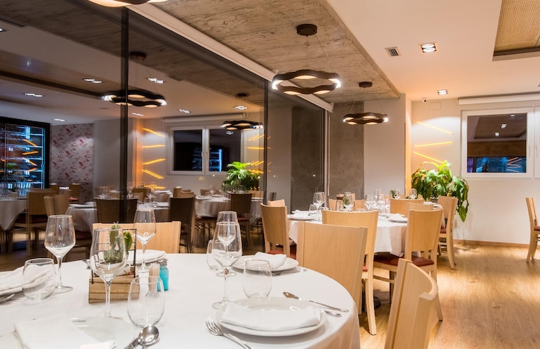 Restaurants - 1
