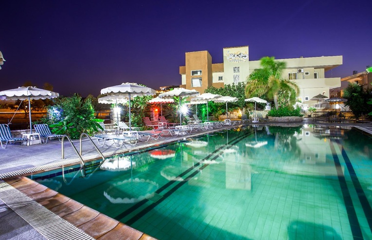 Swimming pools - 1