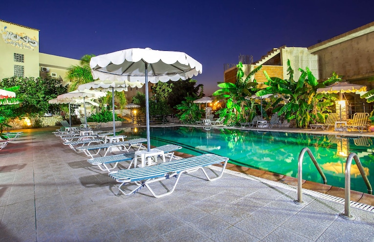 Swimming pools - 3