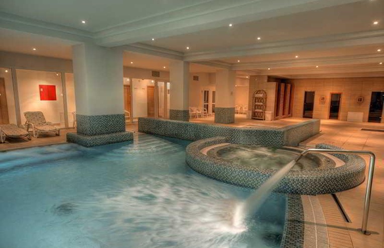Swimming pools - 2