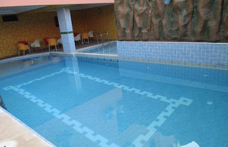 Swimming pools - 1