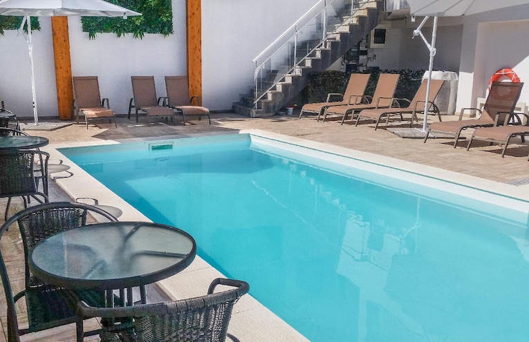 Swimming pools - 3