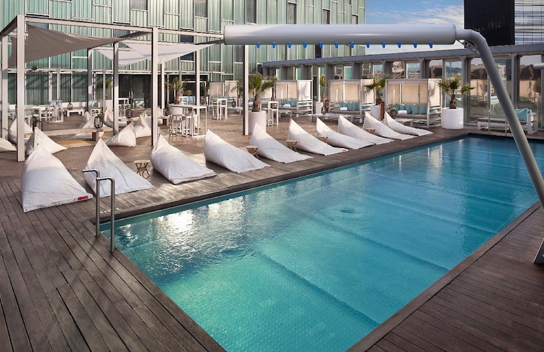 Swimming pools - 1
