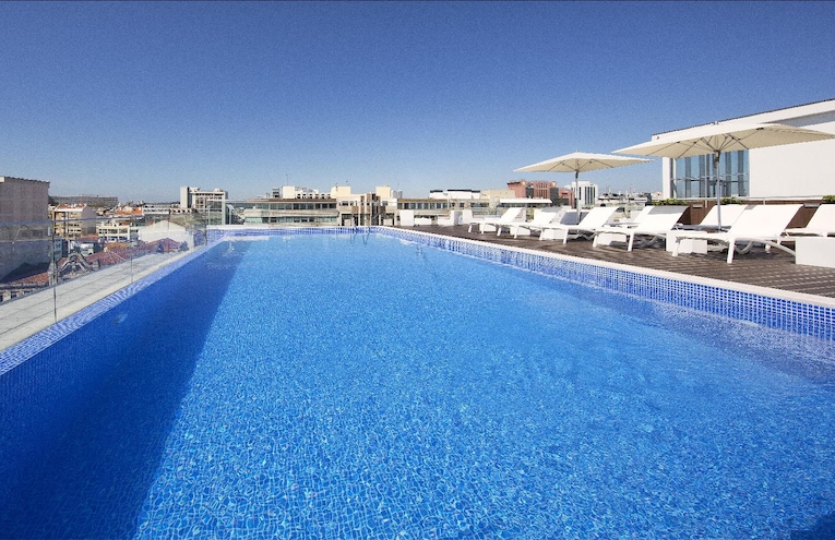 Swimming pools - 1