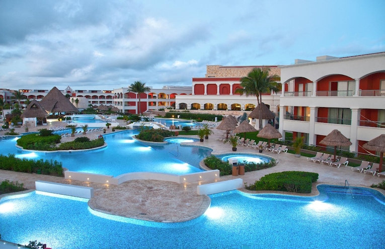 Swimming pools - 2