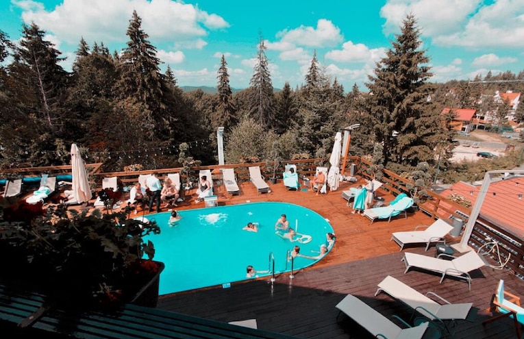 Swimming pools - 1