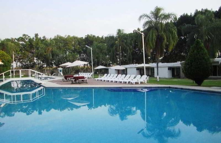 Swimming pools - 2