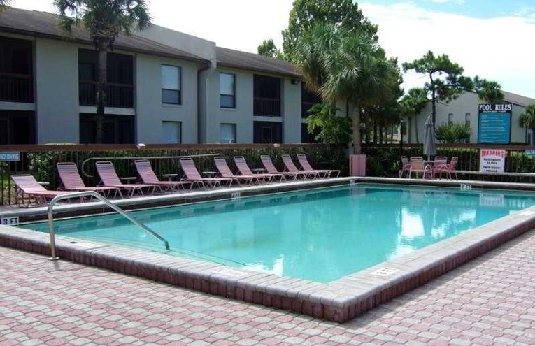 Swimming pools - 1