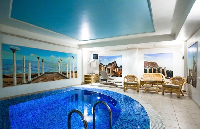 Swimming pools - 1